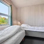 Дом отдыха 4 Bedroom Pet Friendly In Эбельтофт