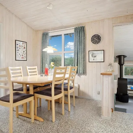 4 Bedroom Pet Friendly In * Ebeltoft