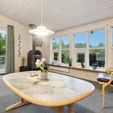 4 Bedroom Pet Friendly In * Ebeltoft