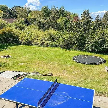 Feriehus 4 Bedroom Pet Friendly In